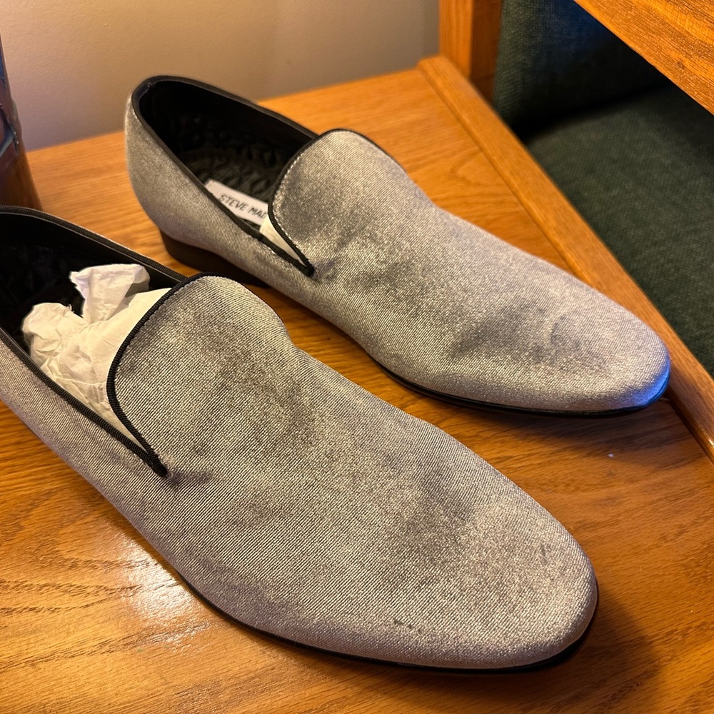 Steve Madden Men's Shimmering Silver Loafers (New!!)